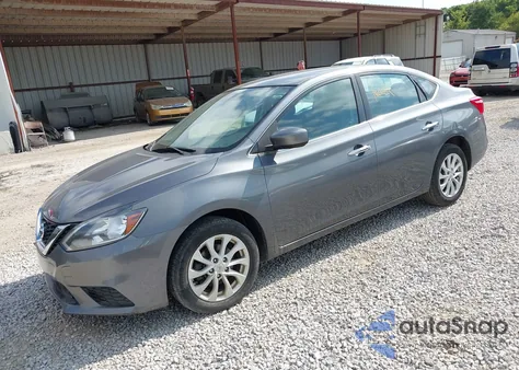 2018 Nissan Sentra Sv z USA, uszkodzony, nr VIN 3N1AB7AP1JL618261